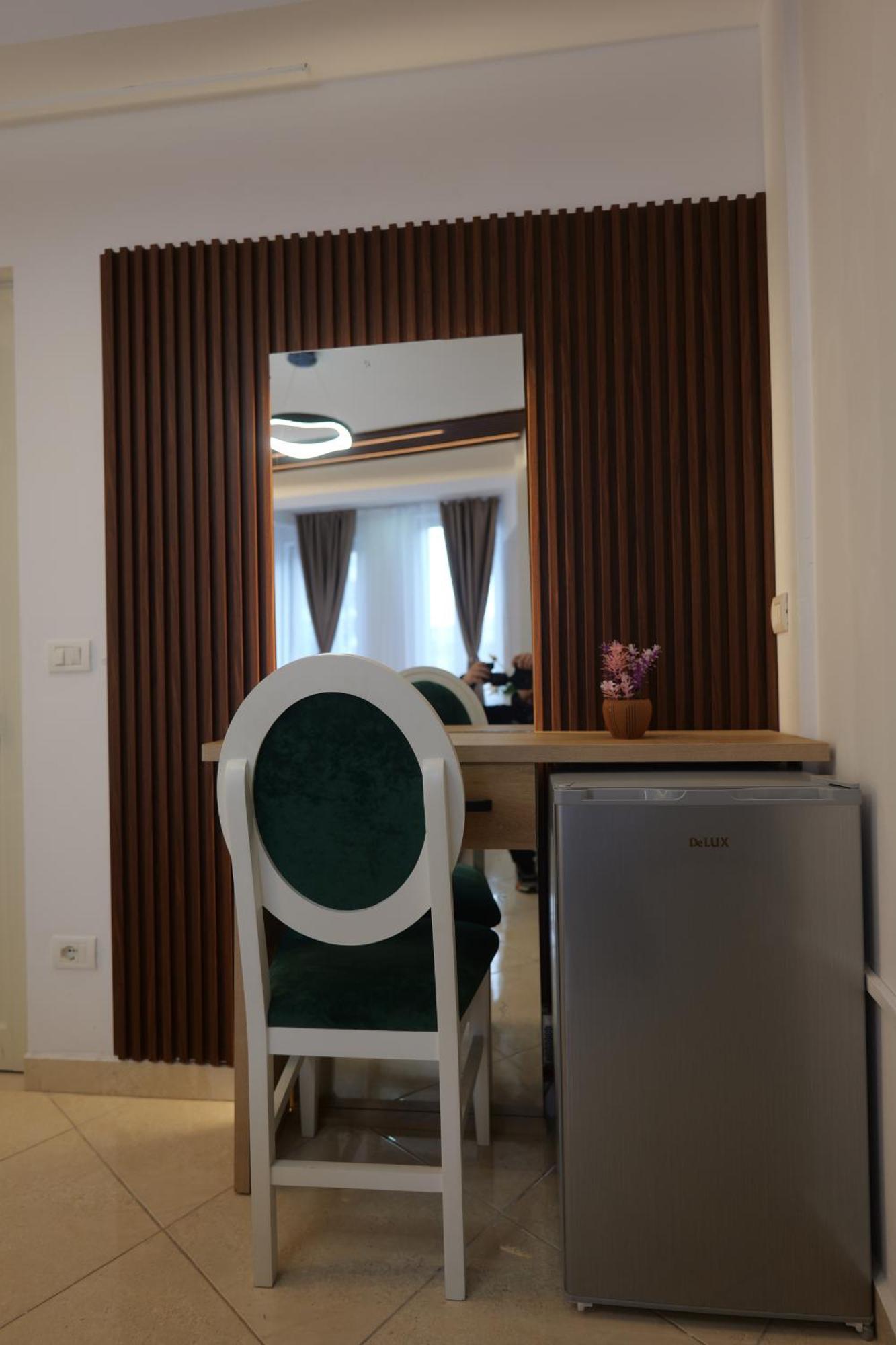 Golden Sleep Hostel Shkodër Esterno foto