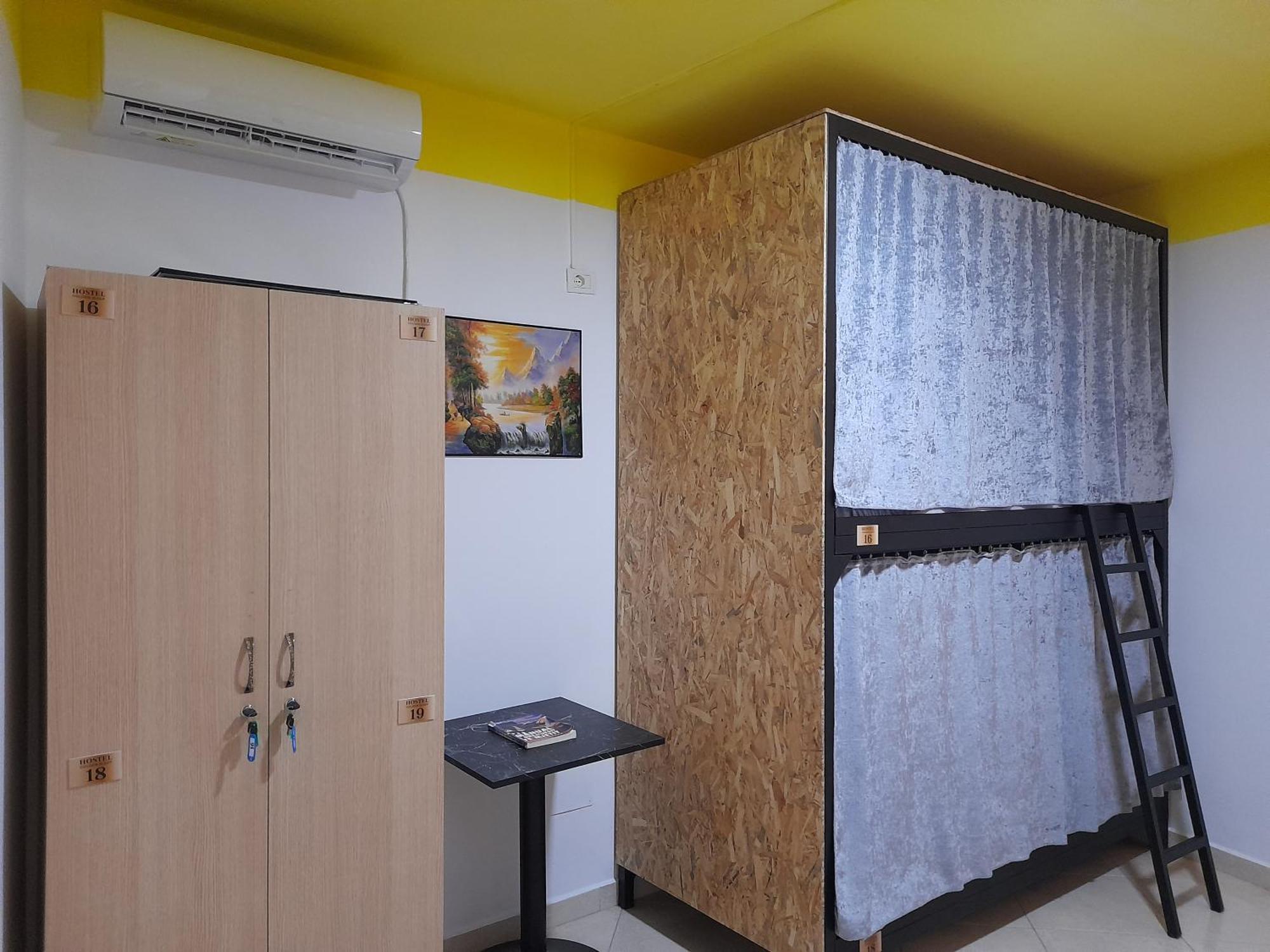 Golden Sleep Hostel Shkodër Esterno foto