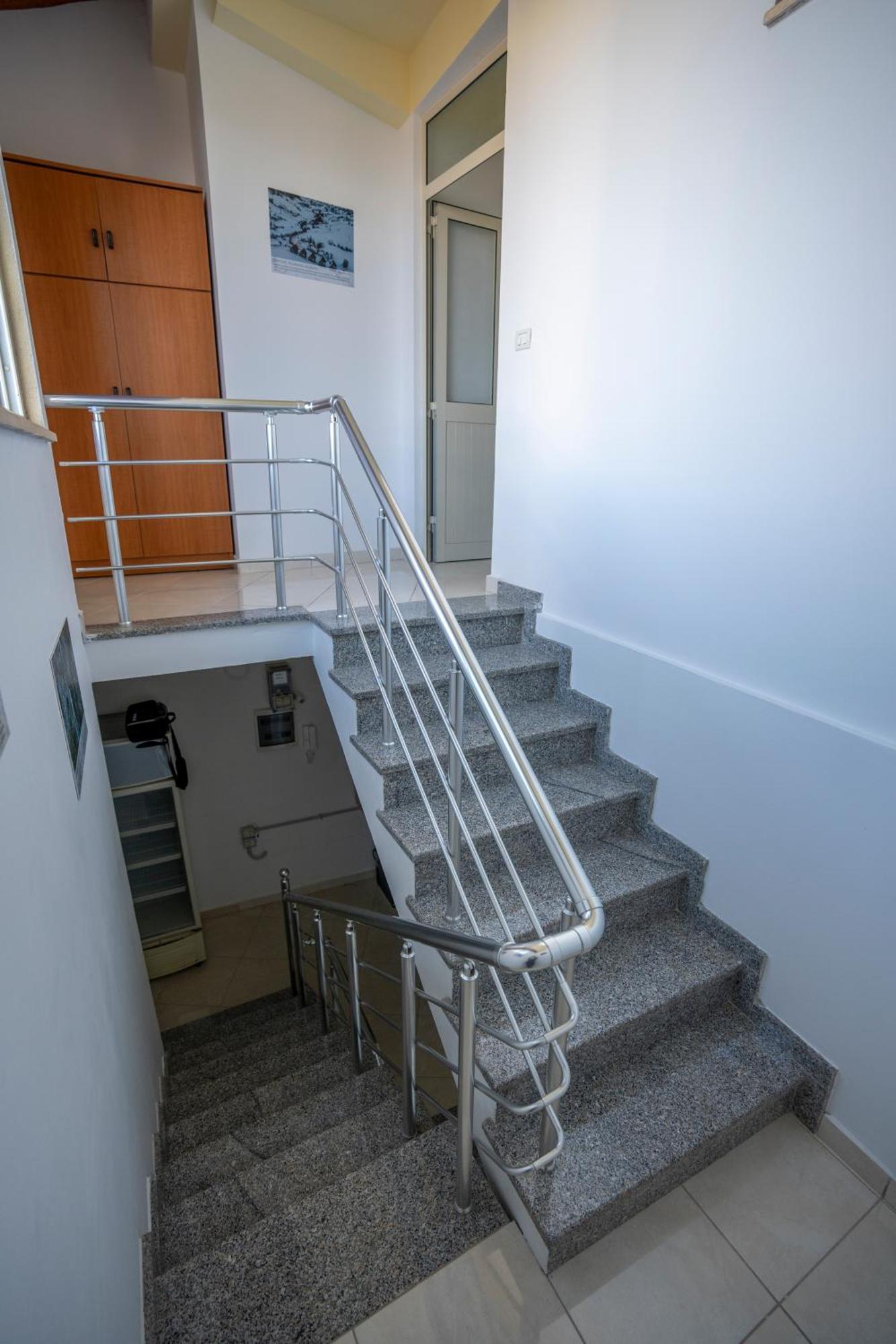 Golden Sleep Hostel Shkodër Esterno foto